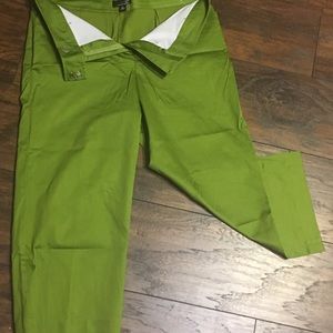 East 5th secret slender size 8 cropped pant